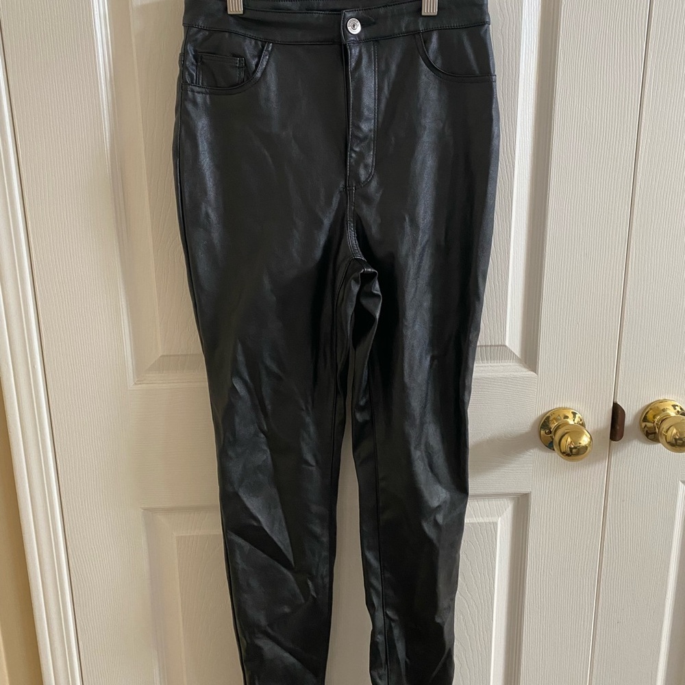 Black, H&M, fake leather jeans in women’s size 6